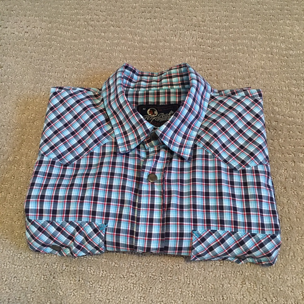 Peak Performance short sleeve button down shirt